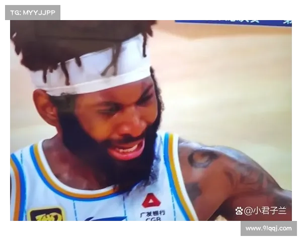 三分盛世！14-15赛季一共3场比赛投丢50+三分 本赛季至今已451场